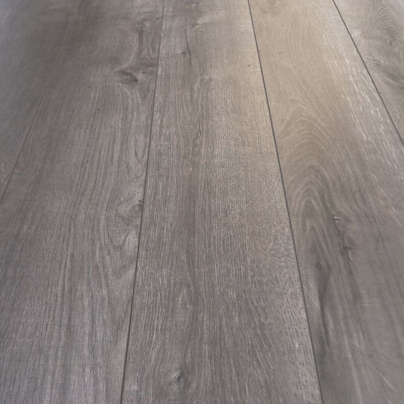 Khaki - Laminate - (6.5" X 48”) 13.19 ft² / Box
